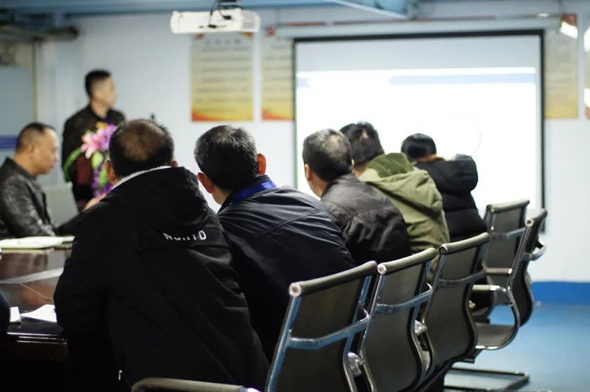 萬(wàn)達業(yè)研發(fā)、生產(chǎn)2020年度工作總結暨2021年度工作計劃專(zhuān)題會(huì )議